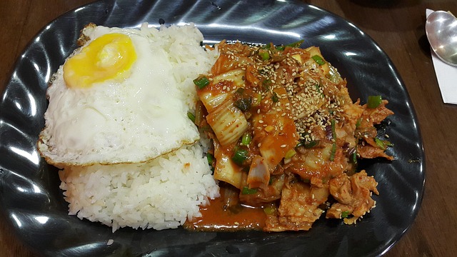 특별한 날엔 와인과 함께하는 해산물 파스타